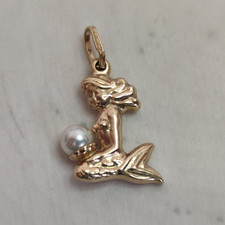 9ct Yellow Gold Mermaid