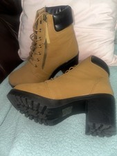 brown boots - women's - size 6 - platform - select