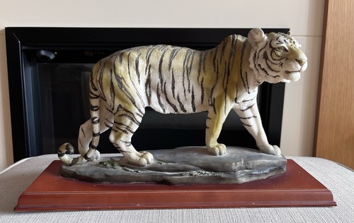 Resin tiger statue - tiger, on
