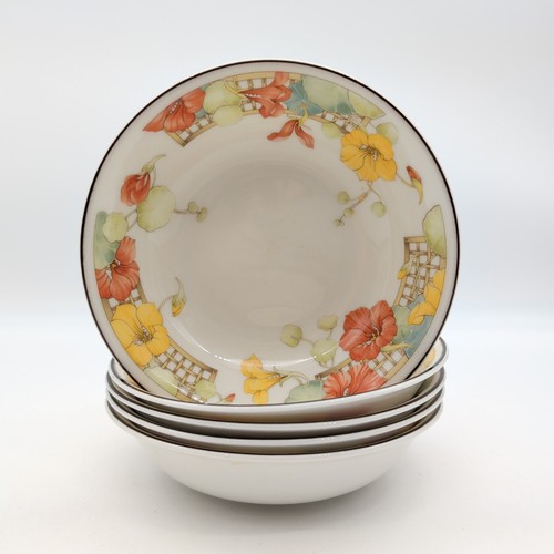 Wedgwood trellis flower - flower, soup