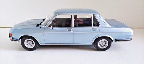 Boxed bmw 0s - boxed,