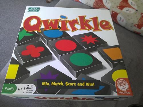 Qwirkle family game - family, green