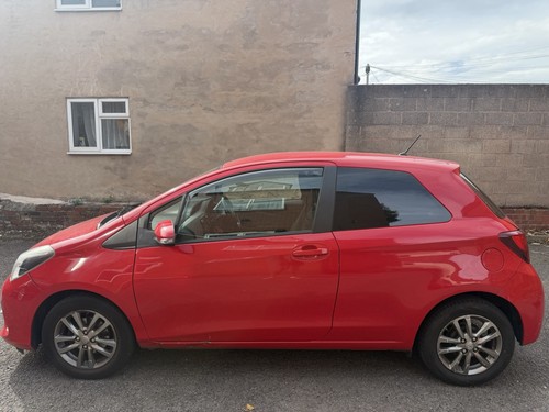 Toyata yaris - 1.0,