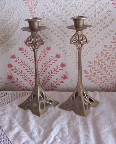 Pair vintage art - of,
