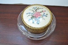 VINTAGE REGENT OF LONDON EMBROIDERED GOLD METAL & GLASS POWDER DISH