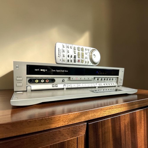 Mitsubishi m1000 hdmi - mitsubishi, hs-m1000(b)