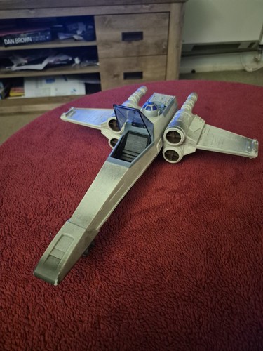 Star wars wing fighter - wars, x-wing