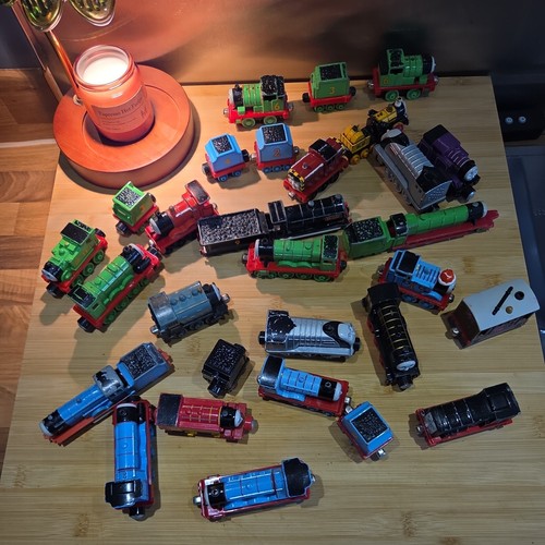 Thomas the tank engine - thomas,