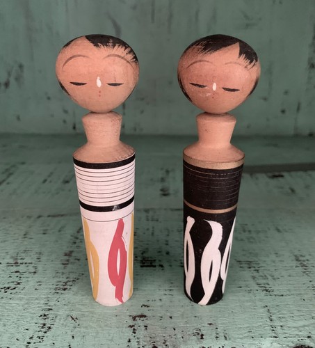 Pair vintage kokeshi dolls - vintage,