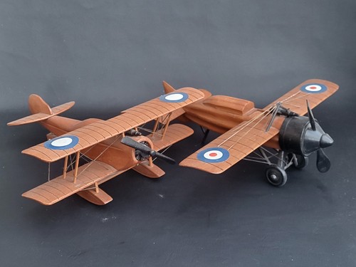 Ww1 wooden display - x,