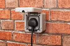 Weatherproof Outdoor Socket