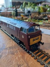 Dapol OO Gauge Class 52