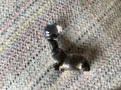 Wapw mini pewter sea lion - mini, with