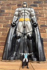 Batman Bat-Tech Batcave Giant
