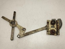 TRIUMPH HERALD RIGHT FRONT WINDOW REGULATOR WINDER 2 Door Coupe 803077 '71