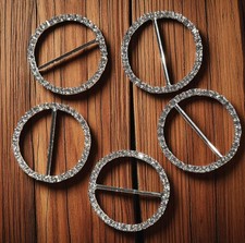 Large round rhinestone - 10,