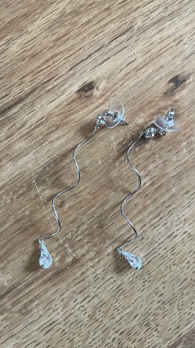 Vintage silver tone - tone, twisted