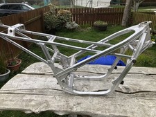 suzuki rg250 Frame/chassis 