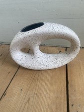 Barbara Hepworth Style