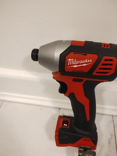 Milwaukee impact driver - milwaukee,