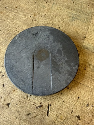 Rear wheel hub - cap,