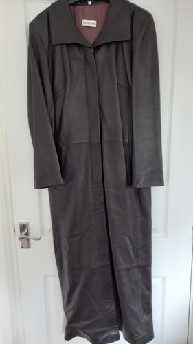 Full length chocolate soft - full,