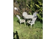 White Coalbrookdale Style Garden Dining Table With 4 Chairs