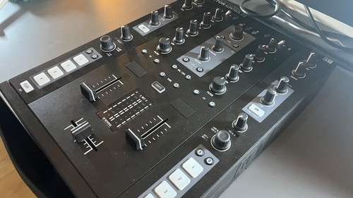 Native instruments traktor - native,