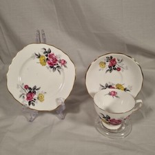 Royal Vale 1962 Trio Pink & Yellow Roses 7515 – Vintage Tea Set