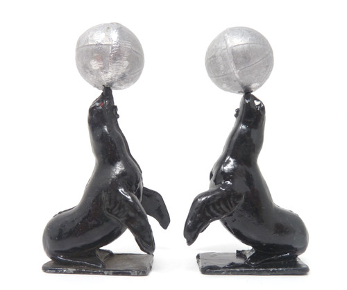 Charbens circus sea lions - sea,