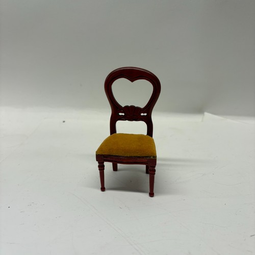 12th scale dolls house - scale,
