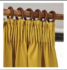 BAY window Curtains: WIDE