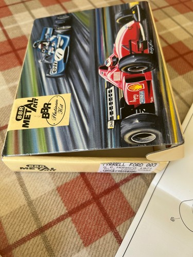 Bbr tyrrell 003 model kit - 1:43,