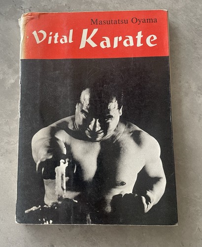 Vital karate masutatsu - karate, by