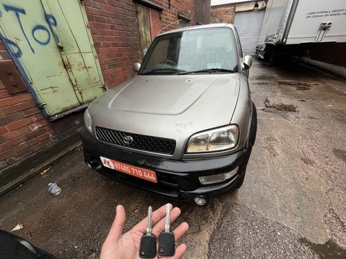 Lost toyota rav4 1994 - lost,