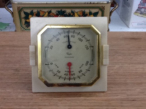 Vtg estate taylor bakelite - vtg,