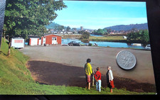 Brecon River Usk, Fenni Fach road, Car Park, Boathouse, Merthyr Tydfil Postcard 
