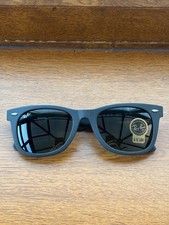 Ray-Ban Wayfarer Sunglasses