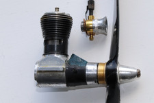 Vintage Cox Tee Dee model