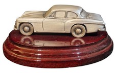 Cars : Jensen CV8 1/57 Sclae