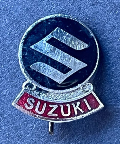 Motorcycle pin badge suzuki - badge,