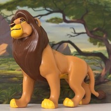 Disney Store The Lion King ? Adult Simba Toy Figure/Cake Topper ? 8cm x 11cm