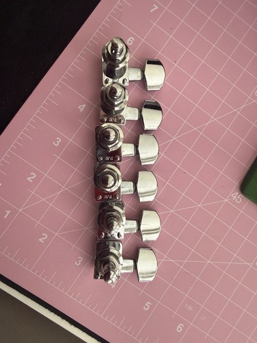 Fender tuning machine heads - tuning,