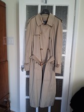 Vintage Burberry Trench Coat Men’s 48L – Beige Nova Check, Double-Breasted