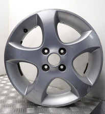SUZUKI SWIFT 15 '' SILVER