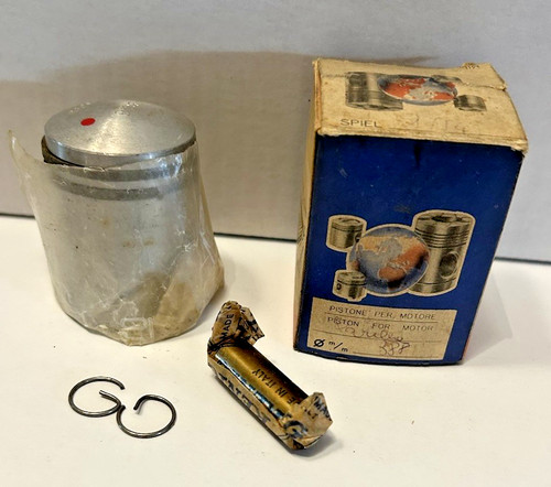 Ace piston for motorcycle