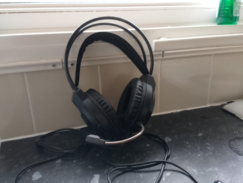 Headphones wired over ear - ,