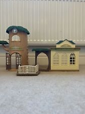 Sylvanian Families Country Tree School - 5105