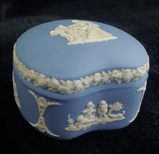 Wedgwood 1954 Blue Jasperware