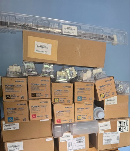 New konica c2060 - toner, charge